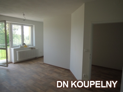 46-690-pokladka-podlahy-pri-kompletni-rekonstrukci-bytu-ostrava-small.jpg
